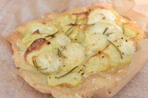 DSC_0824 • nogetiovnen.dk Kartoffelpizza i airfryer - nem opskrift