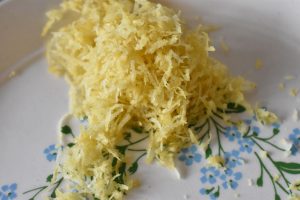 Saftige citronmuffins med blåbær - svampede