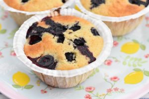 Citronmuffins med blåbær - nem opskrift