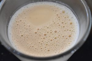 Kanel panna cotta med karamelliserede æbler