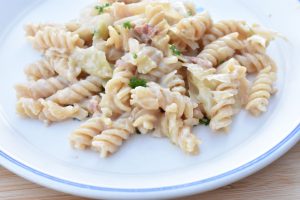 DSC_1143 • nogetiovnen.dk One pot pasta med bacon, spidskål og fløde