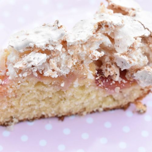 Blommetærte med marengs - nem kage