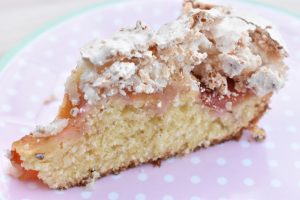 Blommetærte med marengs - nem kage