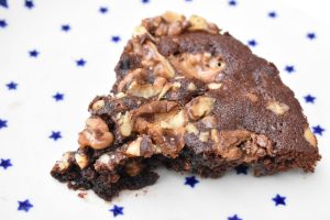 DSC_2058 • nogetiovnen.dk Dumle kage opskrift - brownie med karamel