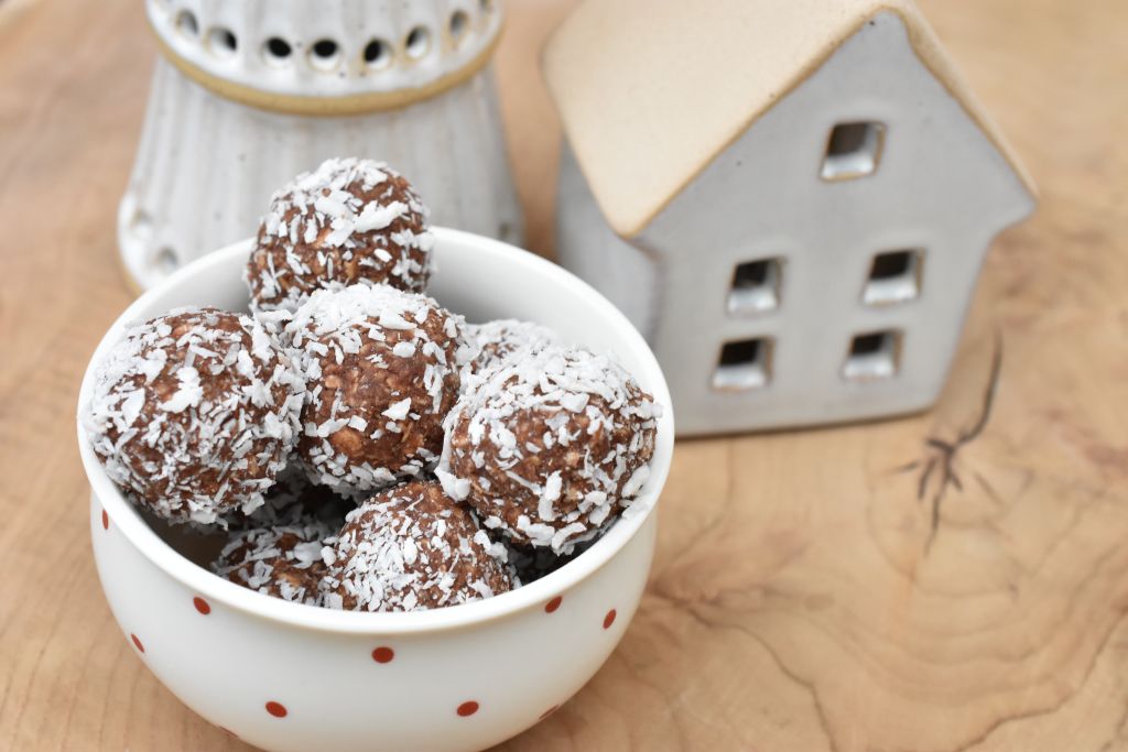 Havregrynskugler med kanel - nem opskrift