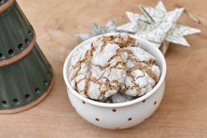 Jule crinkle cookies med kanel - nem opskrift