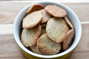 Nøddespecier opskrift - lækre sprøde nøddesmåkager