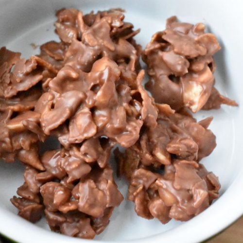 Nougat knas med cornflakes & mandler