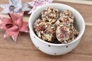 Trøfler med nougat og nødder - nem fudge