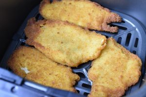Fiskefilet i airfryer - sprød & paneret - nem opskrift