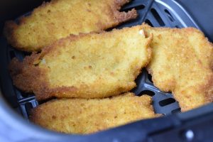 Fiskefilet i airfryer - sprød & paneret - nem opskrift