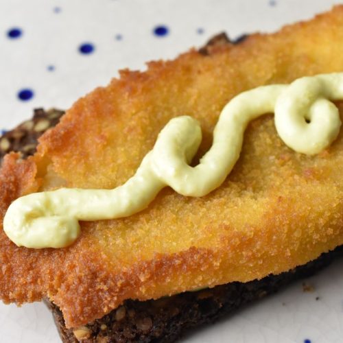 Fiskefilet i airfryer - sprød & paneret - opskrift