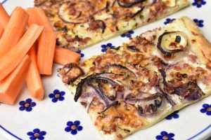 DSC_2638 • nogetiovnen.dk Flammkuchen - tarte flambee - hvid pizza