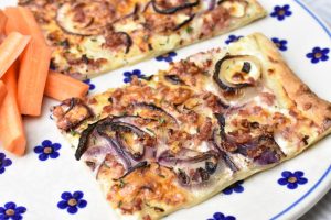 DSC_2639 • nogetiovnen.dk Flammkuchen - tarte flambee - hvid pizza
