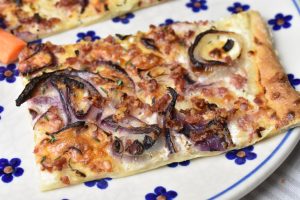 DSC_2643 • nogetiovnen.dk Flammkuchen - tarte flambee - hvid pizza