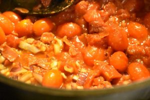 One pot pasta med chorizo, fløde og tomat