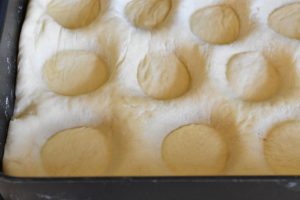 DSC_3170 • nogetiovnen.dk Cremeboller i bradepande - fastelavnsbollekage