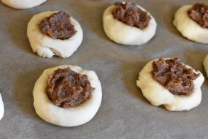 Brunsviger boller - fastelavnsboller med kanel