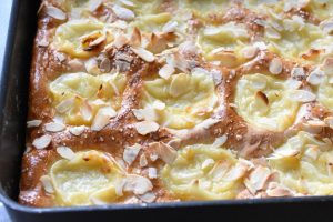 DSC_3179 • nogetiovnen.dk Cremeboller i bradepande - fastelavnsbollekage