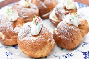 Nemme semlor boller af croissant dej på dåse