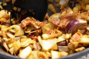 Piratens pølsegryde - nem gryderet med pølser