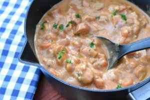 Piratens pølsegryde - nem gryderet med pølser