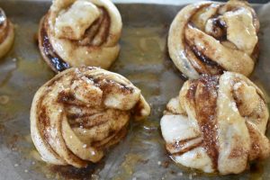 Kanelsnurrer - opskrift på brunsviger snurrer