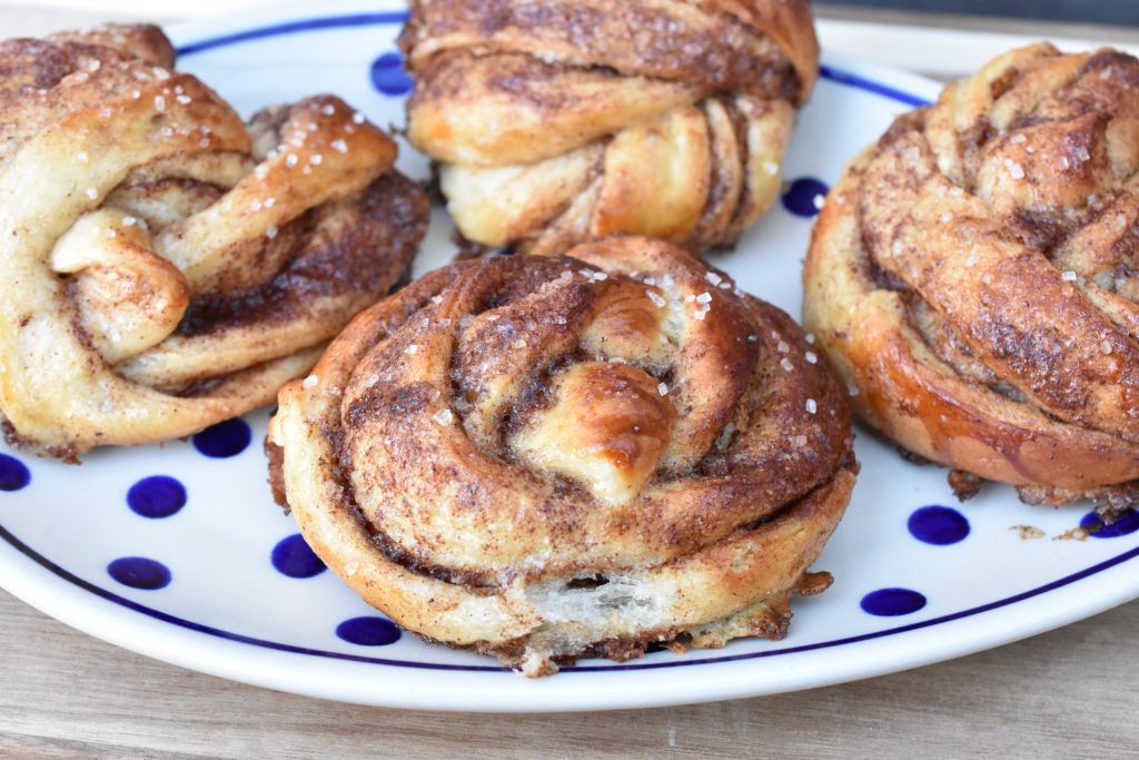 Kanelsnurrer - opskrift på brunsviger snurrer