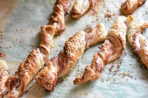 Butterdejsstænger - snoede bacon twistere