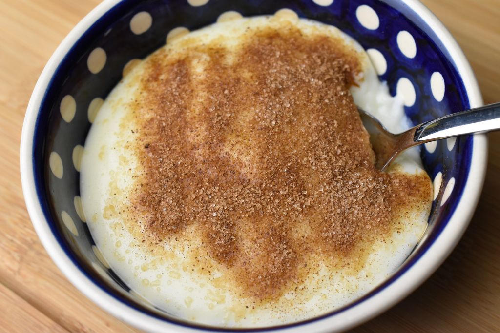 Fløjlsgrød - nem opskrift på maizenagrød