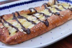 Cremestang - nem opskrift på kage med creme