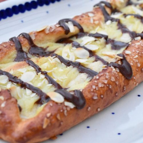 Cremestang - nem opskrift på kage med creme