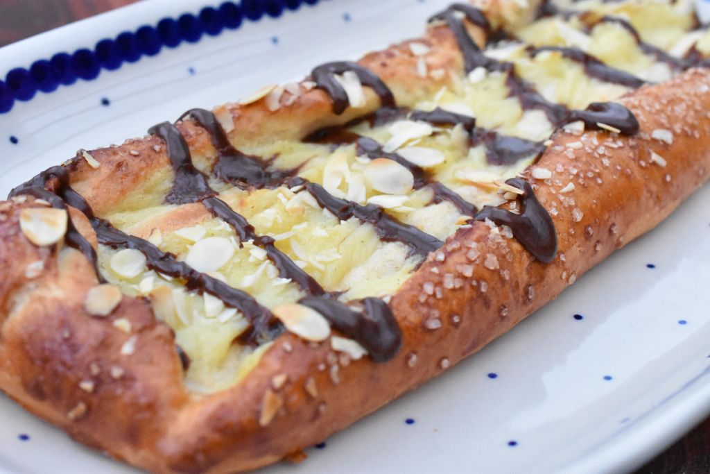 Cremestang - nem opskrift på kage med creme