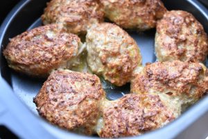Frikadeller i airfryer - saftige og lækre - nem opskrift