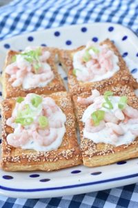 Butterdejstærter med rejer - forret med butterdej