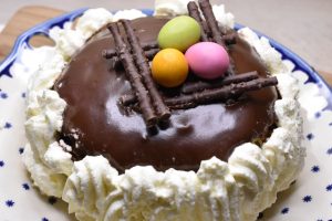 Påskelagkage - nem lagkage med banan