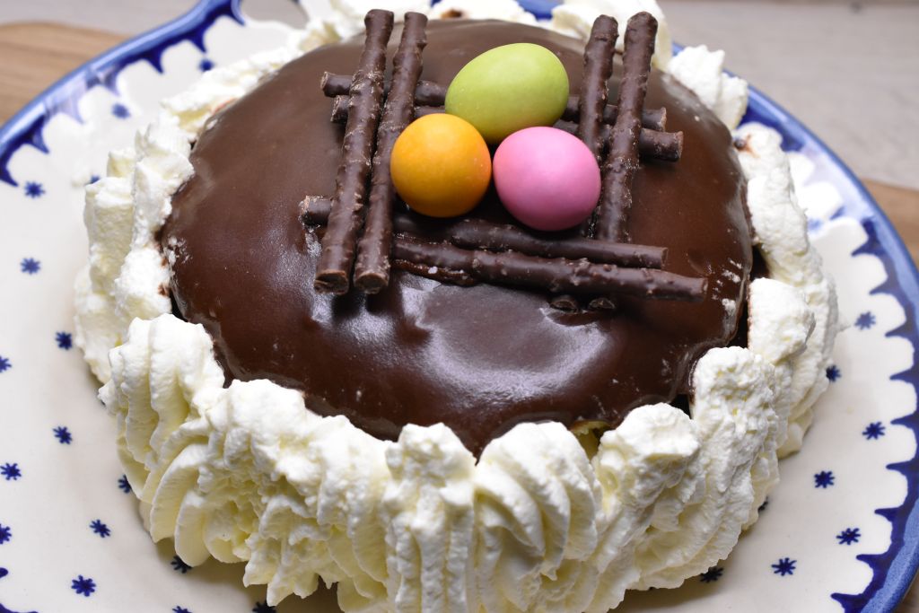 Påskelagkage - nem lagkage med banan