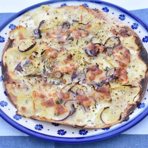 Tortilla pizza med kartofler - nem hvid pizza