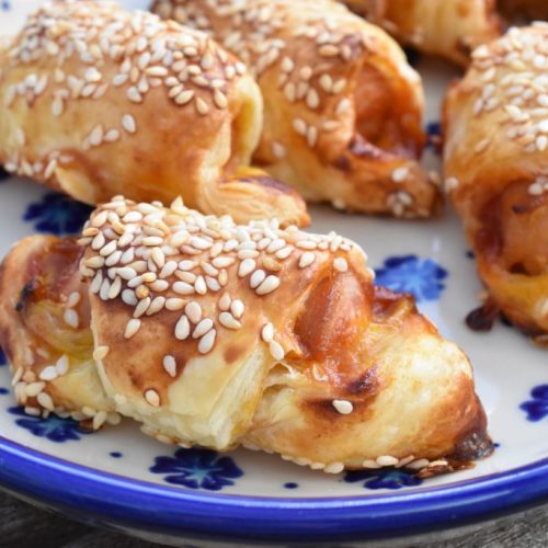 Pølsehorn af butterdej - indbagte pølser