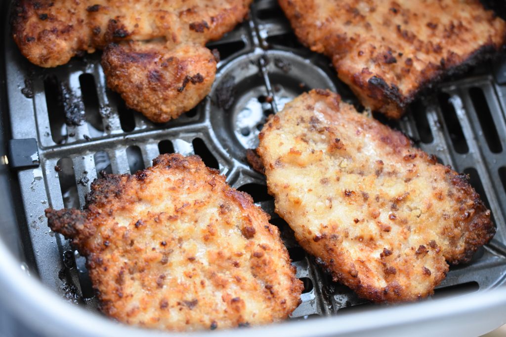 Panerede koteletter i airfryer - nem opskrift