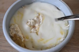 Rabarberkage i airfryer uden æg. Nem opskrift