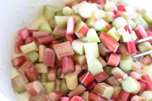 Saftige muffins med rabarber og kokos