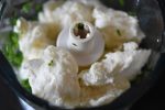 Ramsløgscreme med mozzarella & hvidløg - nem