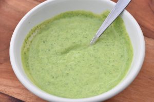 Ramsløgscreme med mozzarella - nem opskrift