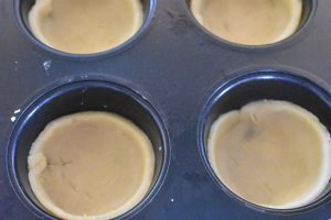 Cremelinser opskrift - mørdejskager med creme