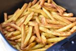 Frosne pommes frites i airfryer - lækre sprøde