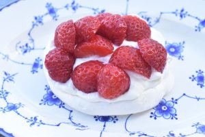 Mini pavlova - nem opskrift på marengs dessert