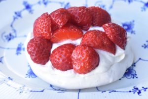 Mini pavlova - nem opskrift på marengs dessert