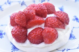 Mini pavlova - nem opskrift på marengs dessert