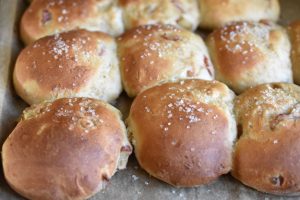 Hveder med rabarber & kardemomme - opskrift